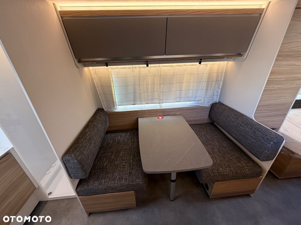 Dethleffs Nomad 490 EST - 21