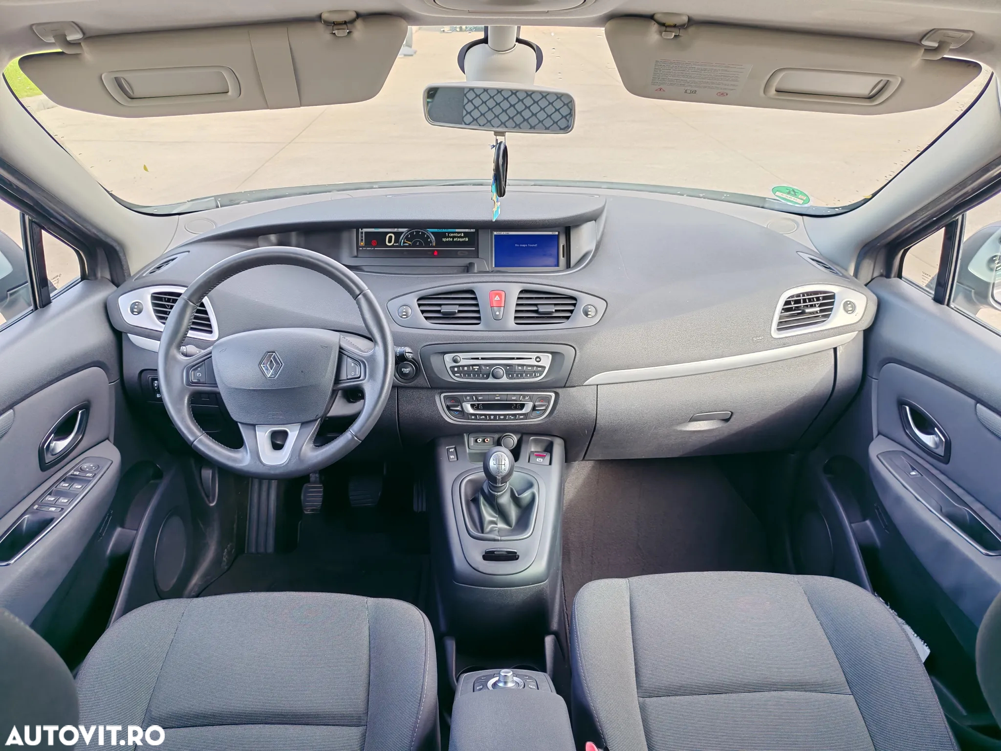 Renault Grand Scenic TCe 130 Dynamique - 3