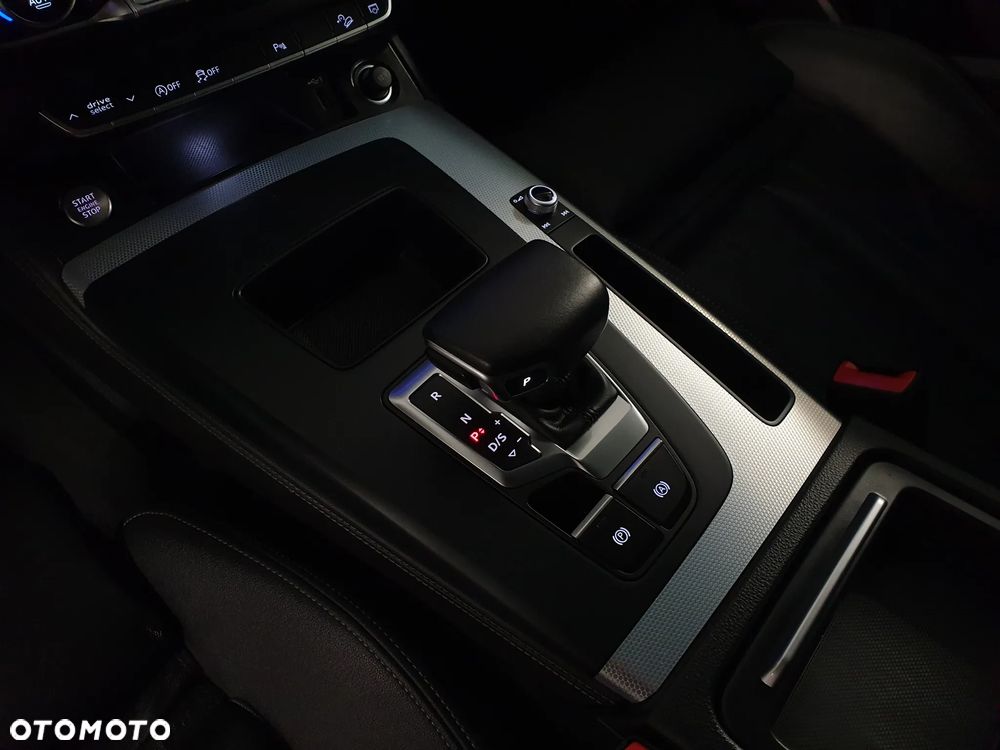 Audi Q5 40 TDI quattro S tronic S line - 34