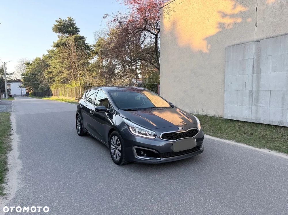 Kia Ceed 1.6 CRDi XL - 1