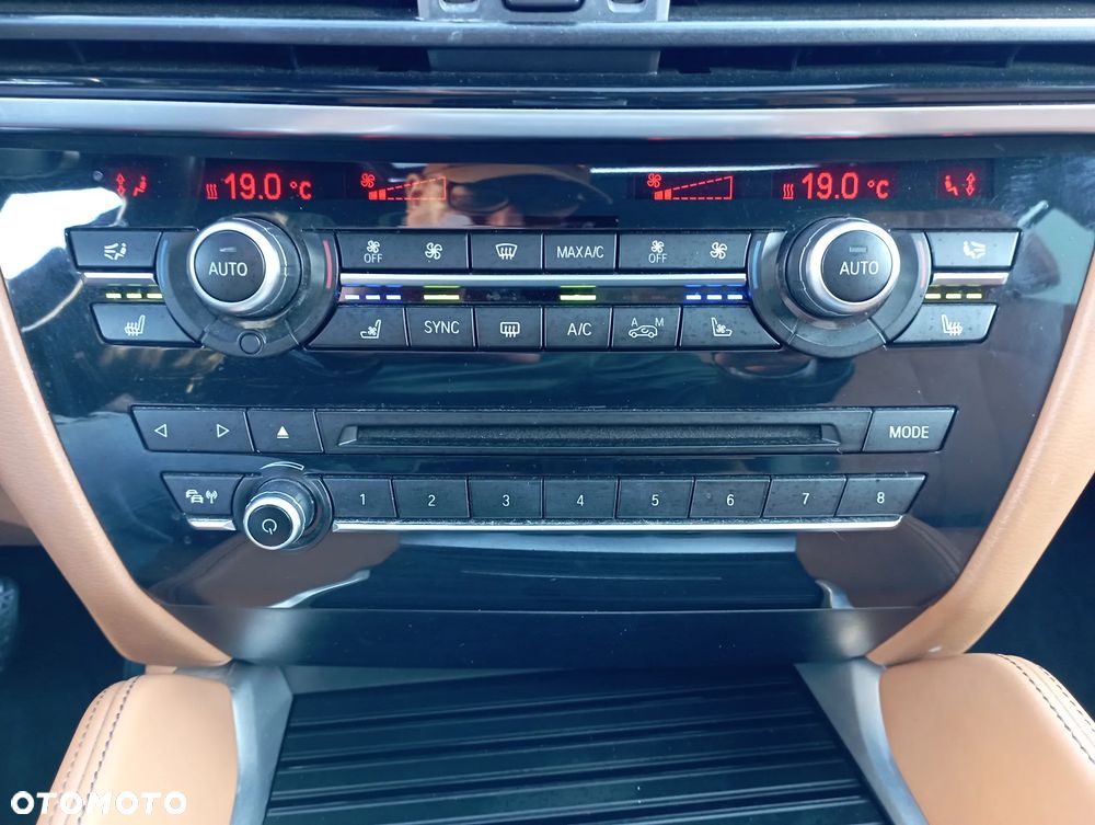 BMW X6 xDrive30d - 15