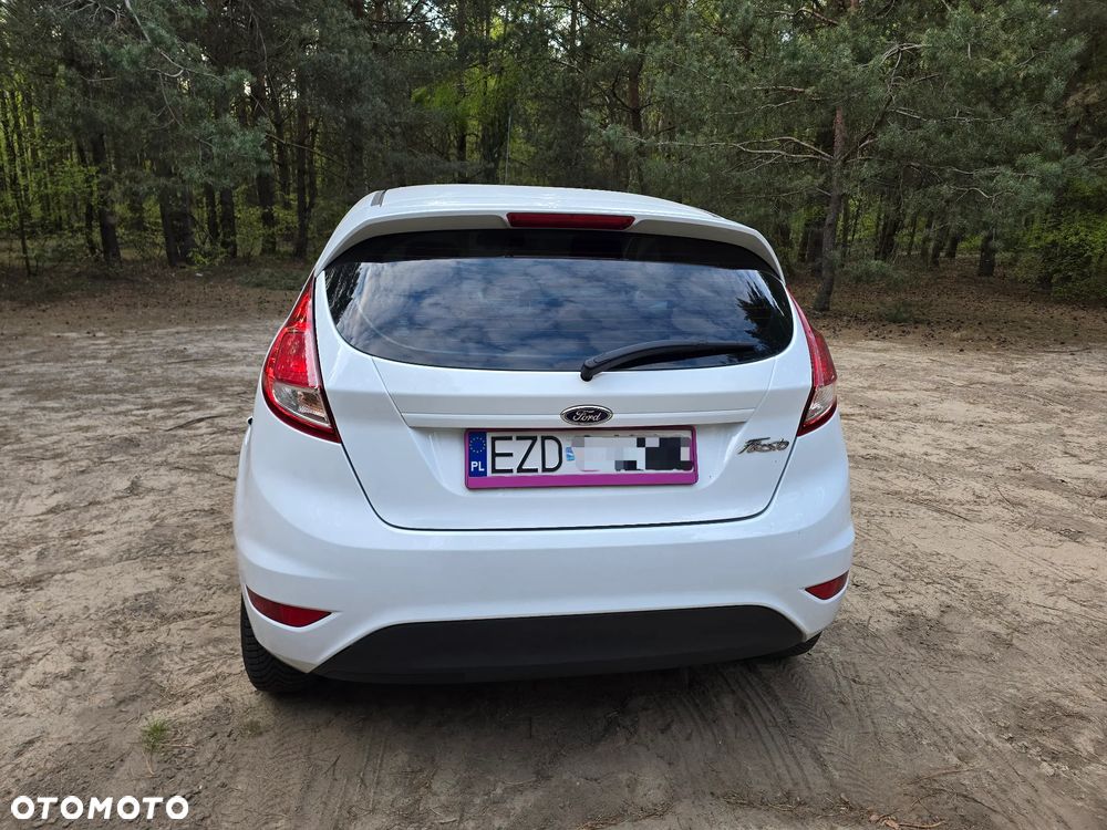 Ford Fiesta 1.25 Champions Edition - 23