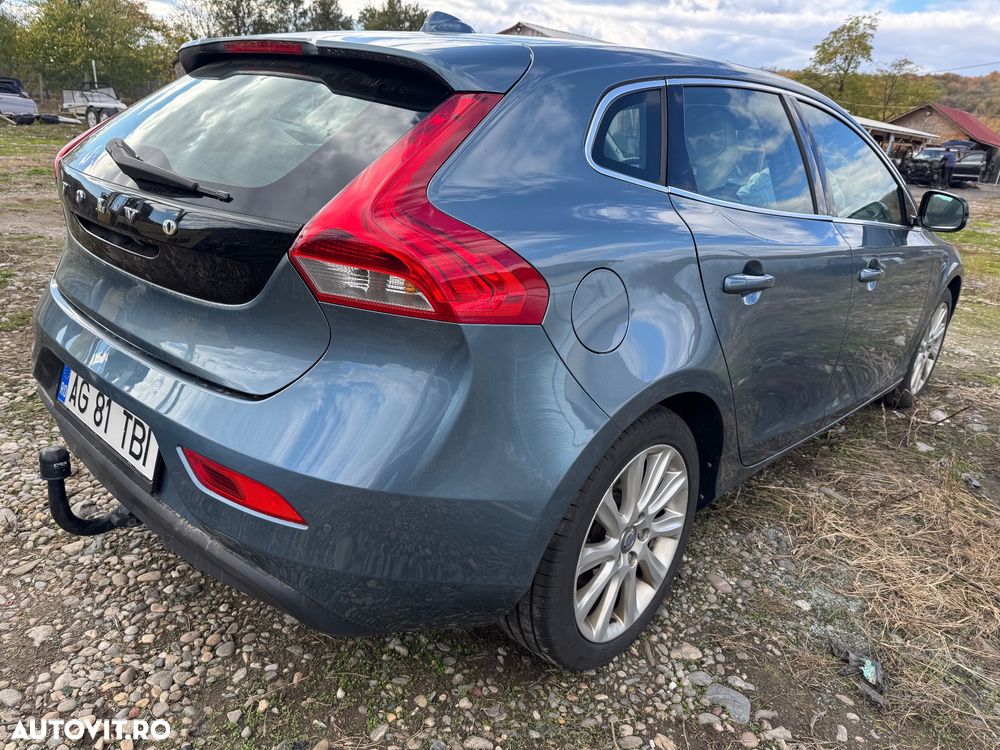 Volvo V40 D2 Ocean Race - 5