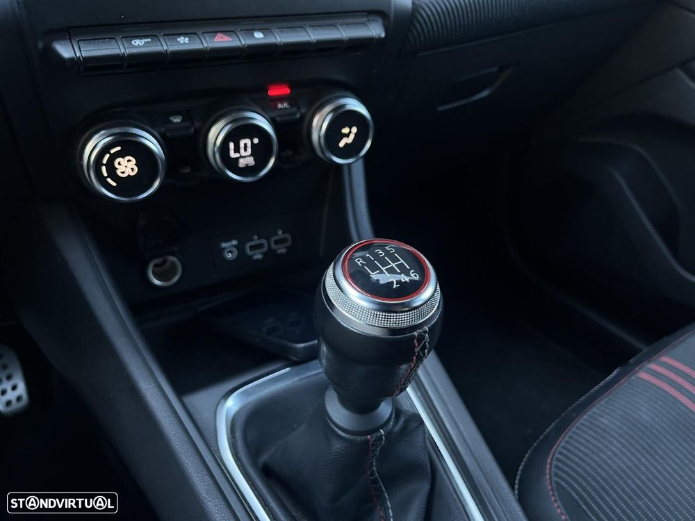 Renault Captur 1.0 TCe RS Line - 14