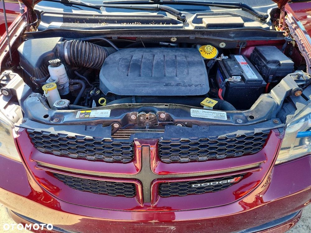 Dodge Grand Caravan 3.6 R/T - 33