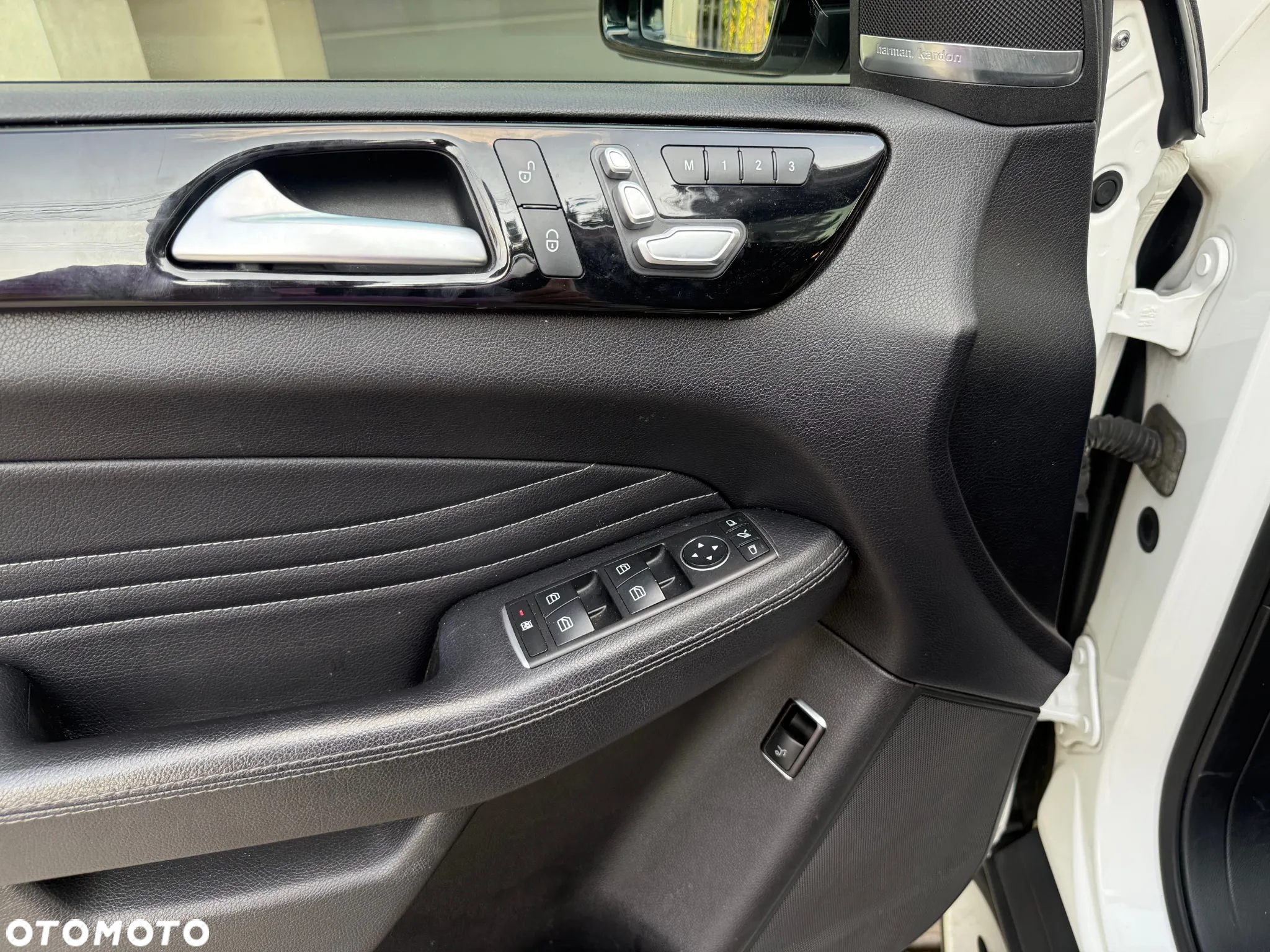 Mercedes-Benz GLE AMG Coupe 43 4-Matic - 12