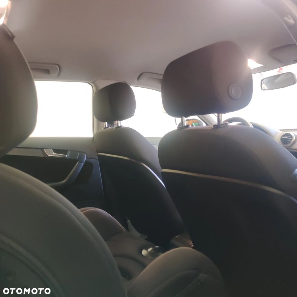 Audi A3 Sportback 1.6 Ambition - 12