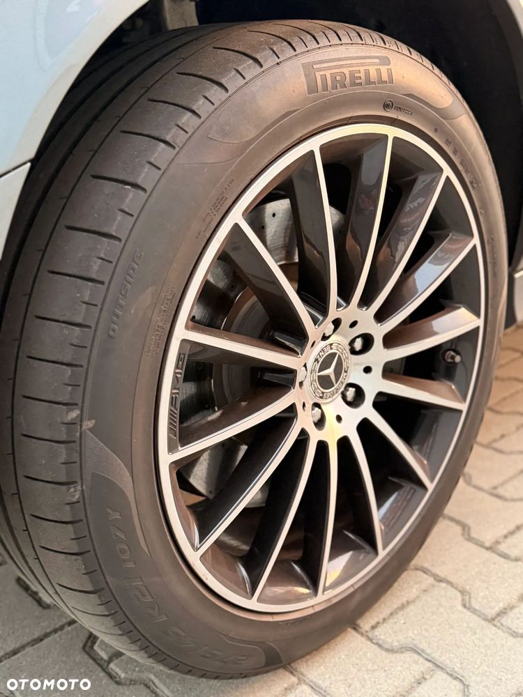 Mercedes-Benz GLE 350 e 4-Matic - 4
