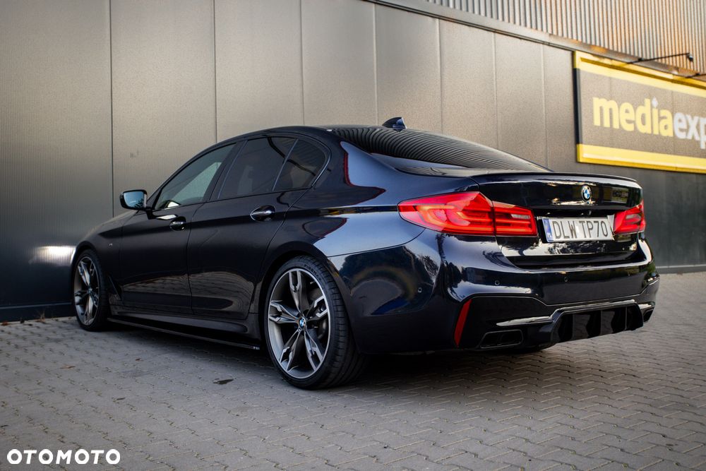 BMW Seria 5 M550i xDrive - 5