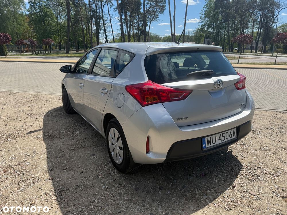 Toyota Auris 1.33 VVT-i Active - 5