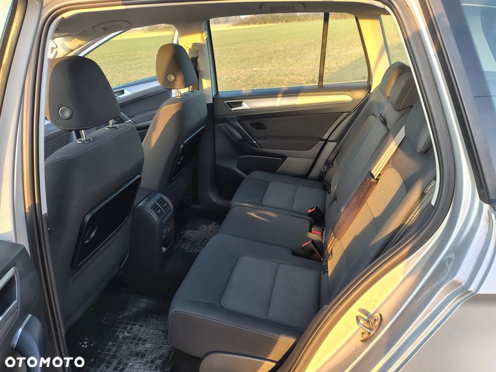 Volkswagen Golf 1.6 TDI BlueMotion Comfortline - 6