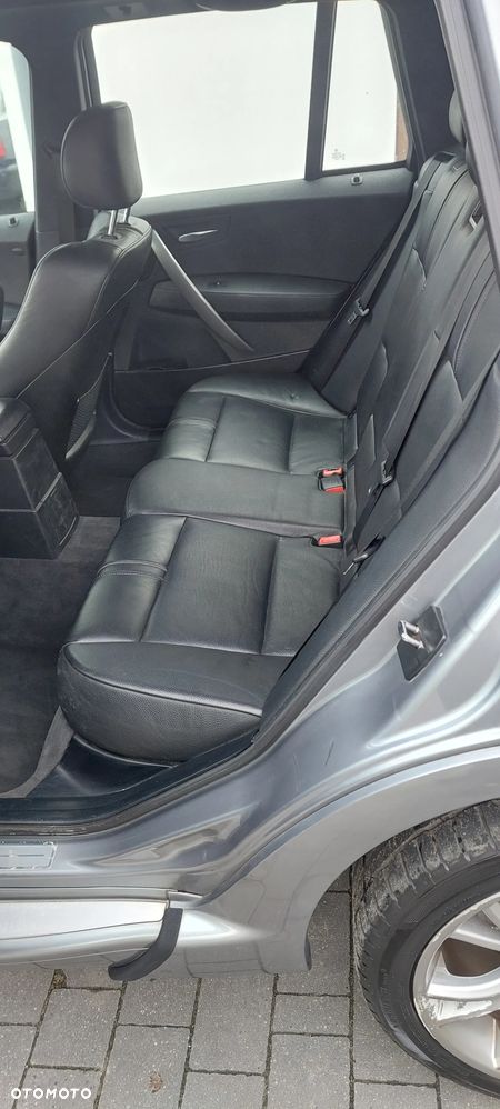 BMW X3 2.5i - 27