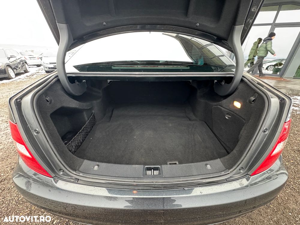 Mercedes-Benz C 200 d Aut. - 17