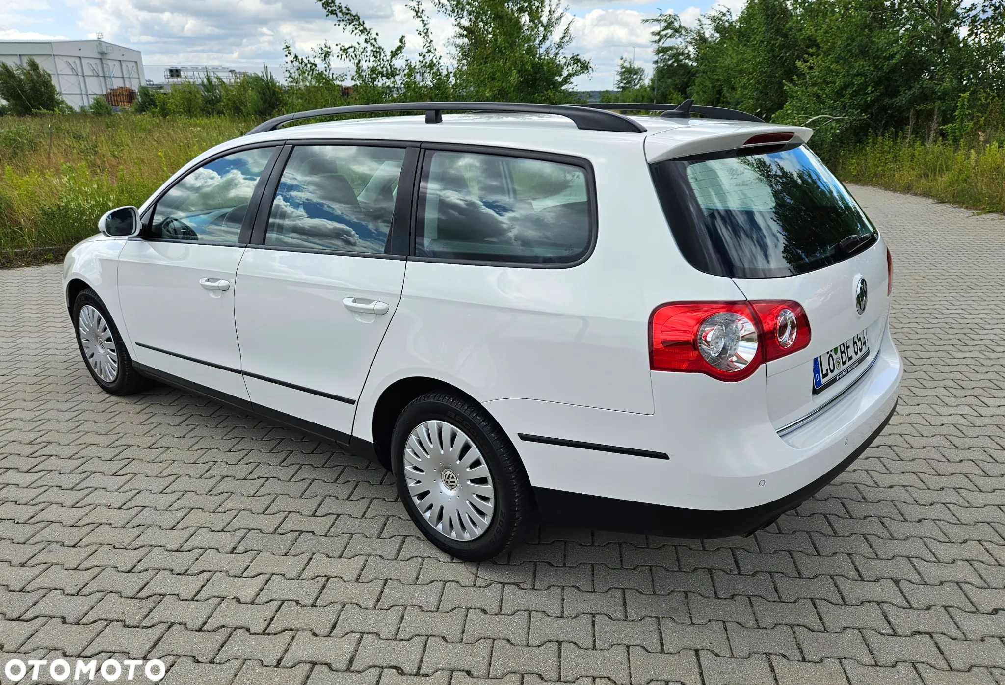 Volkswagen Passat Variant 2.0 TDI Trendline - 4