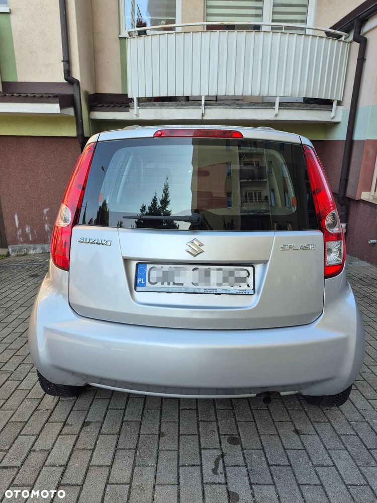 Suzuki Splash - 4