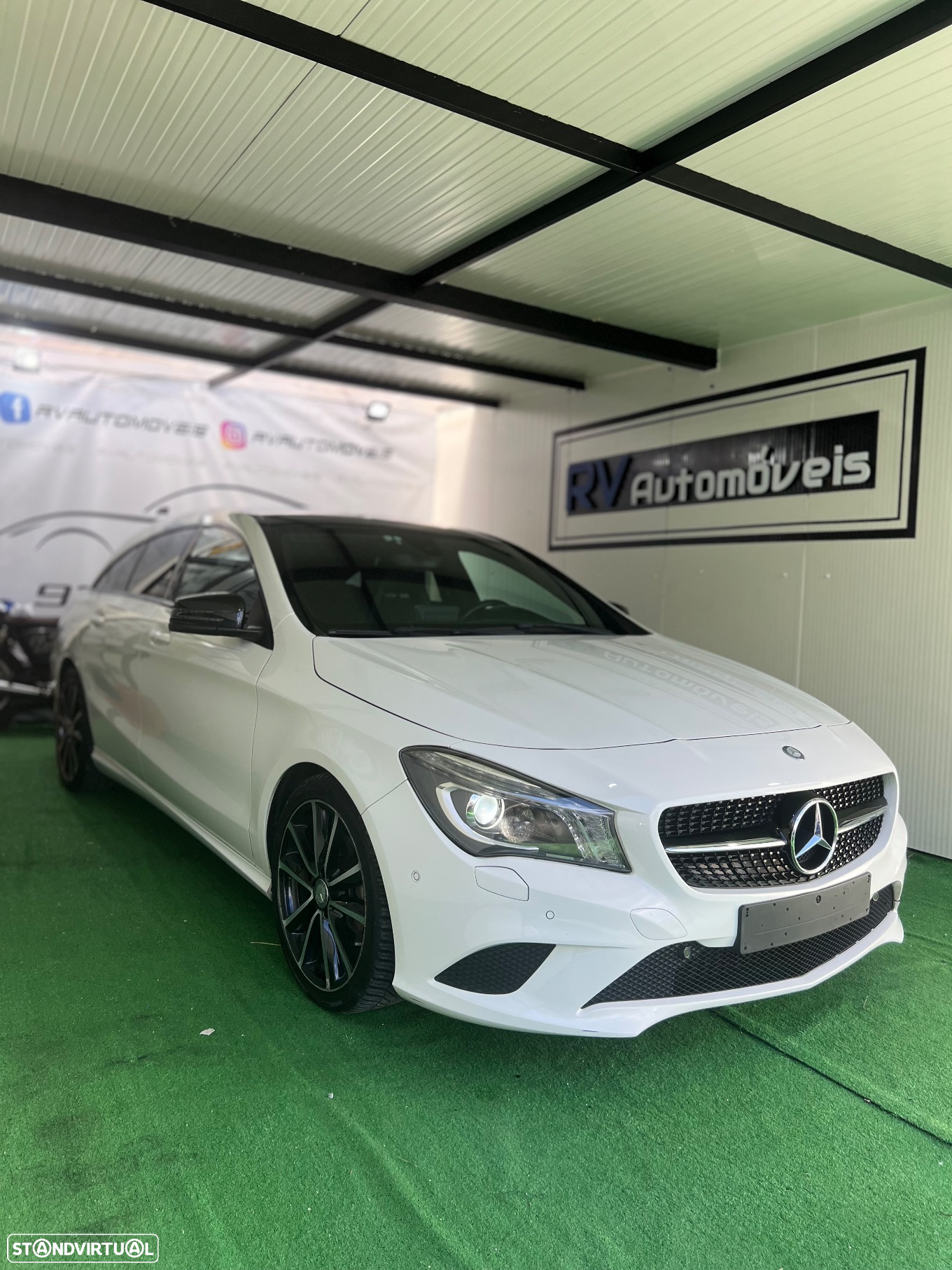 Mercedes-Benz CLA 200 Shooting Brake (CDI) d Urban - 2