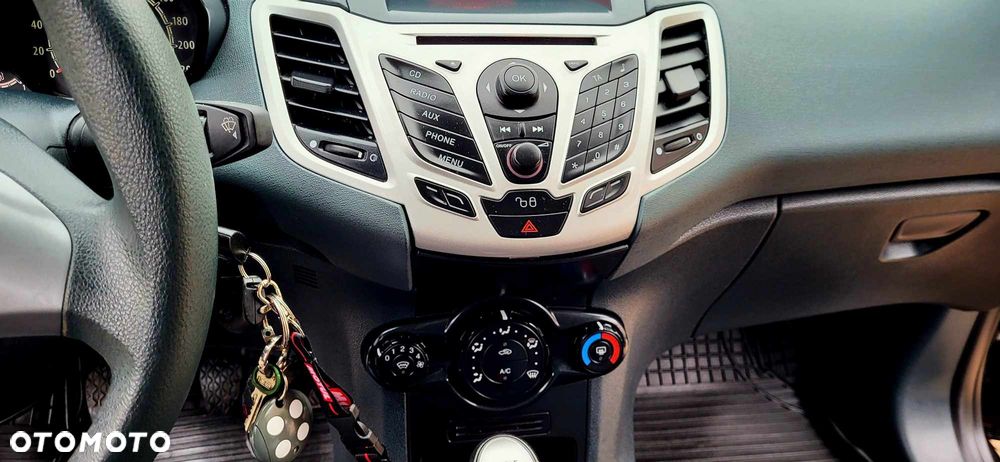 Ford Fiesta 1.25 Silver X (SVP) - 13