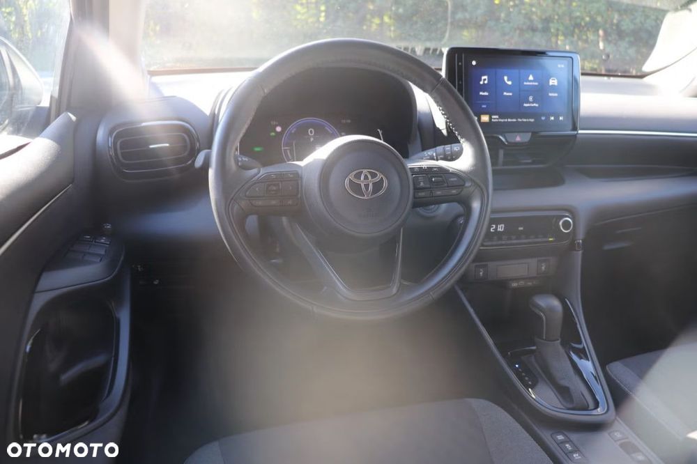 Toyota Yaris Hybrid 1.5 Selection Style - 11