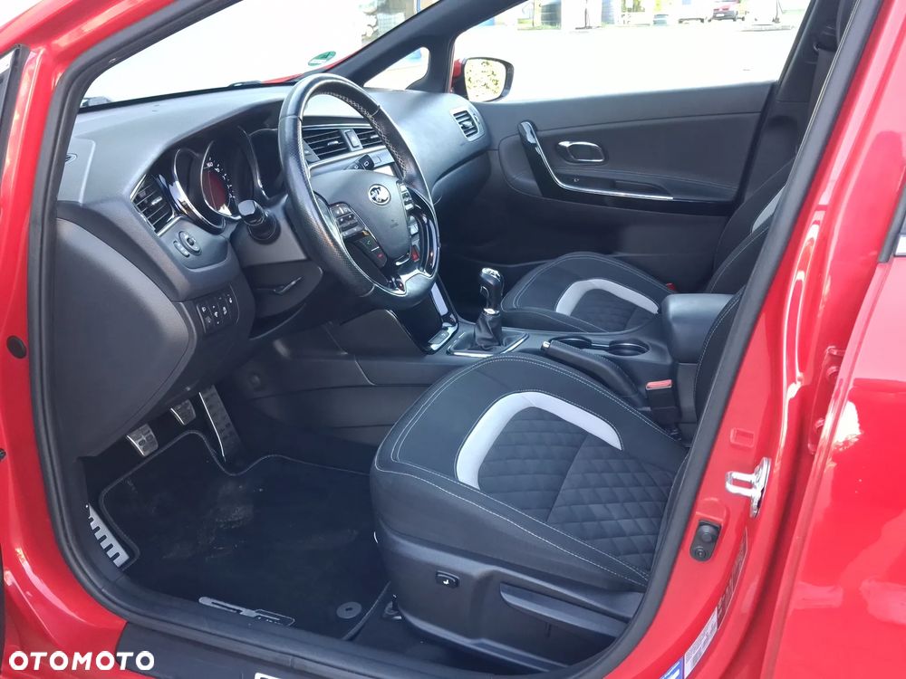 Kia Ceed 1.6 CRDi 136 ISG GT Line - 21