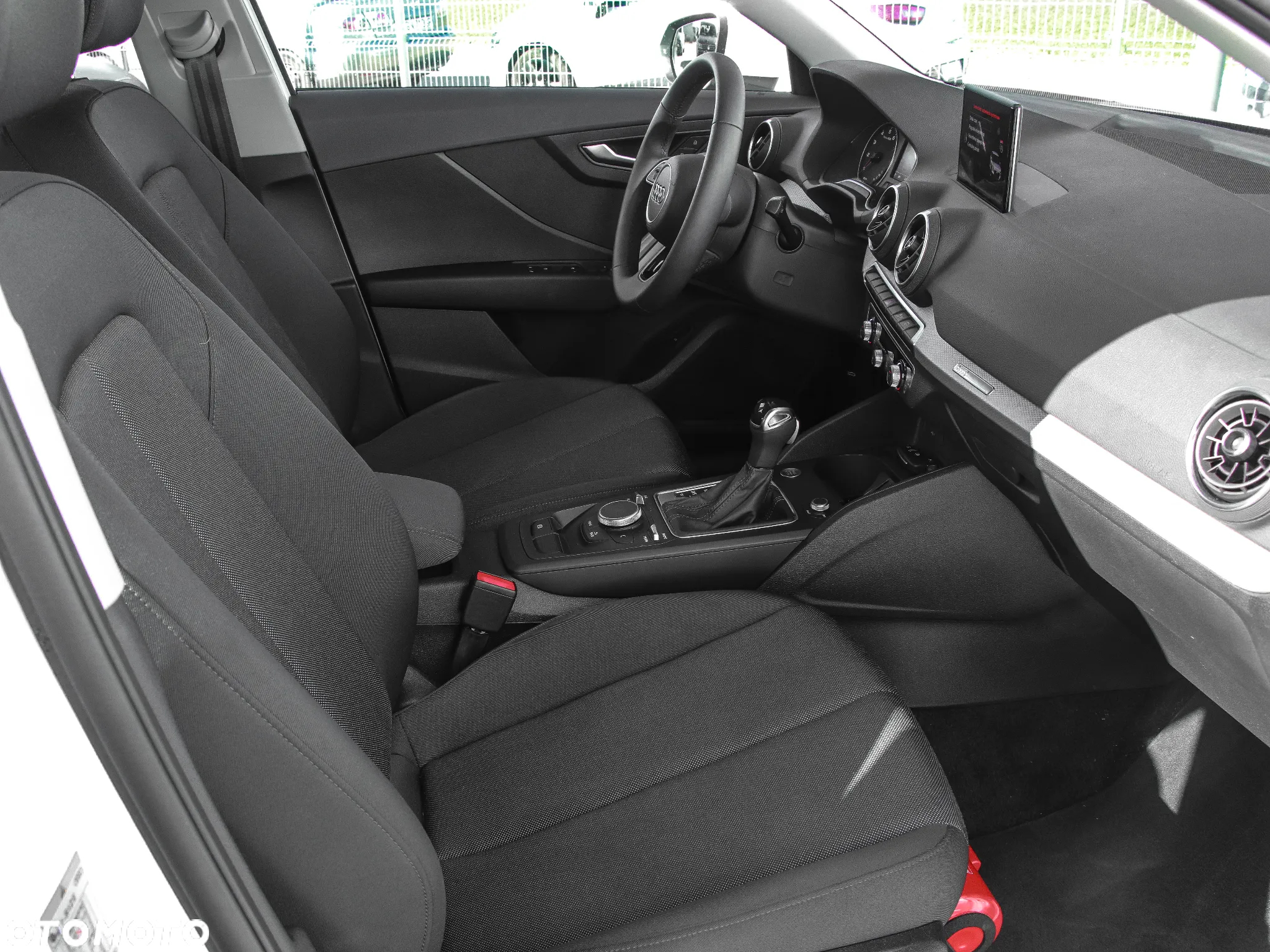 Audi Q2 35 TFSI S tronic - 14