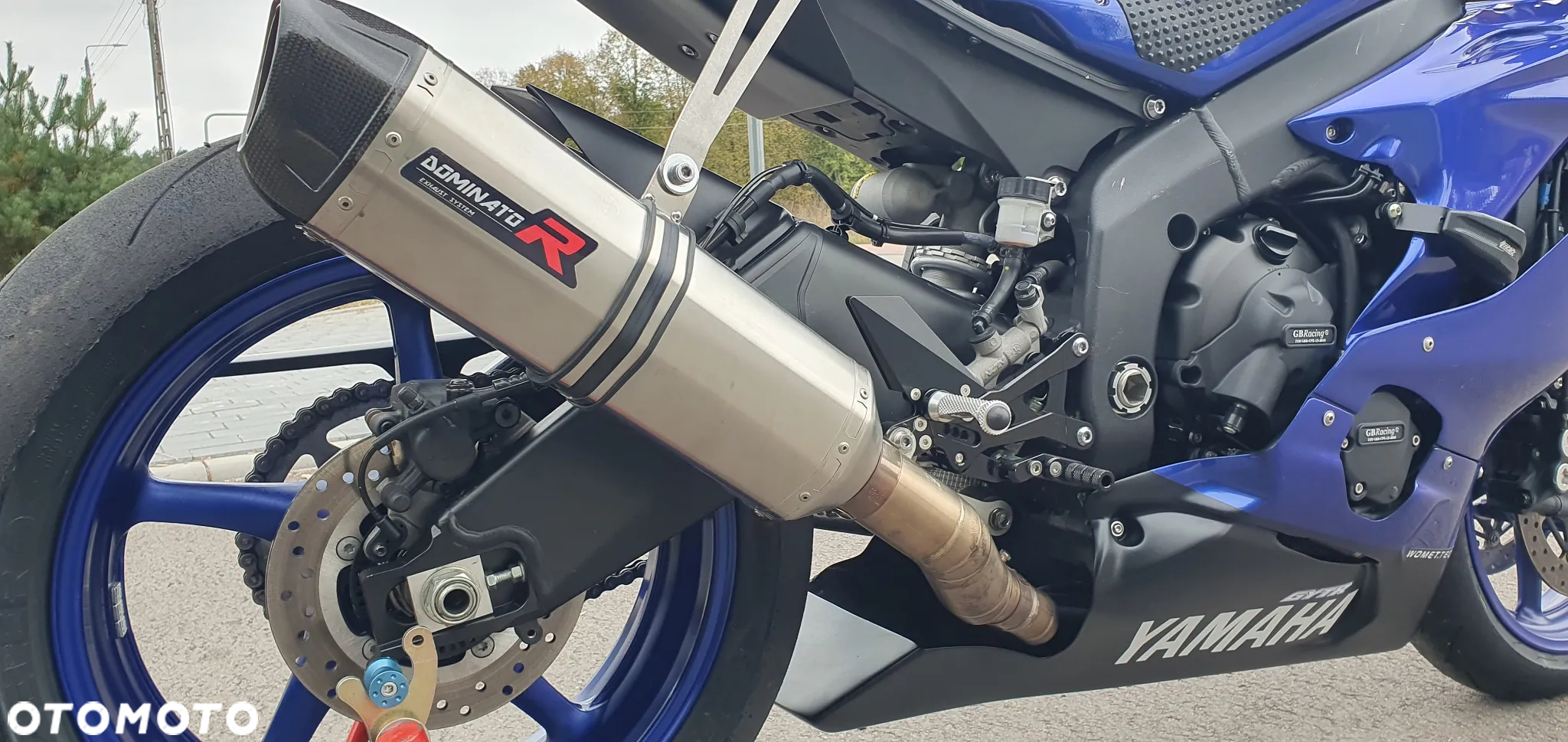 Yamaha R6 - 6