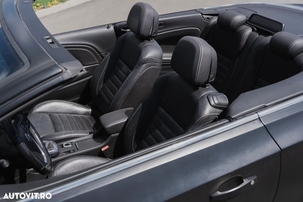 Opel Cascada 1.6 Turbo ECOTEC Start/Stop Cabriolet - 11