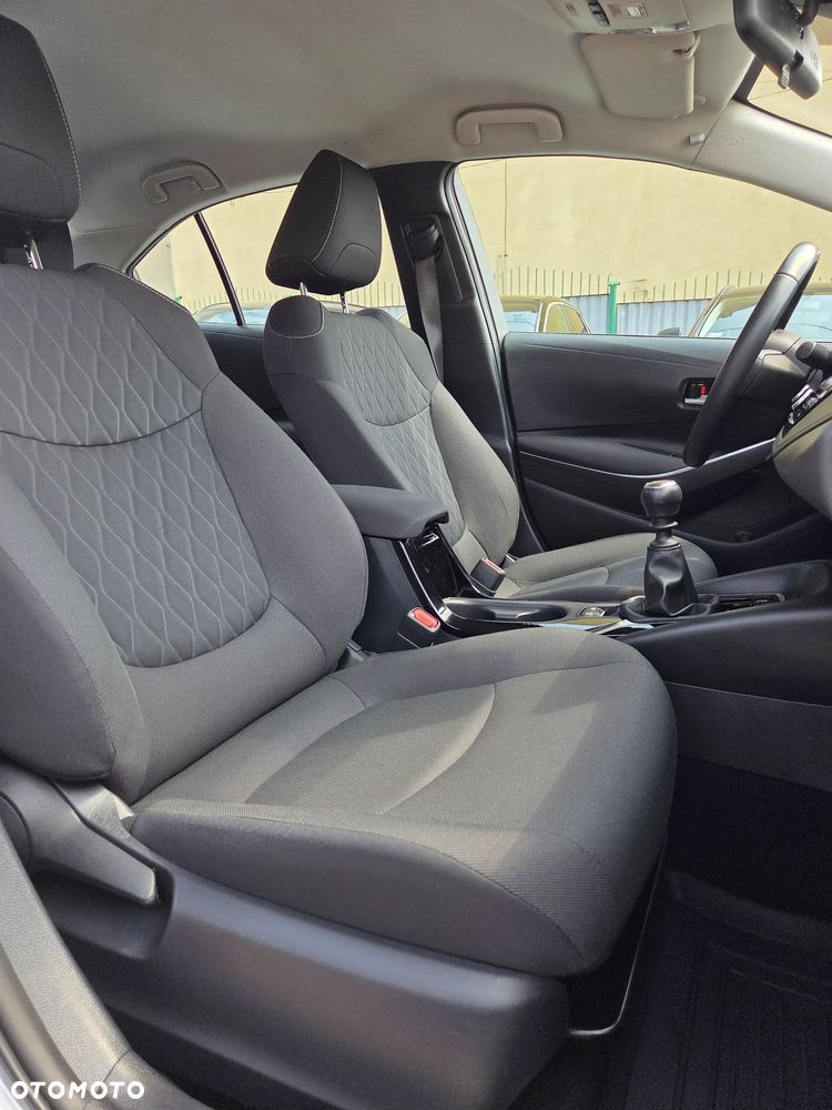 Toyota Corolla 1.5 Comfort - 15