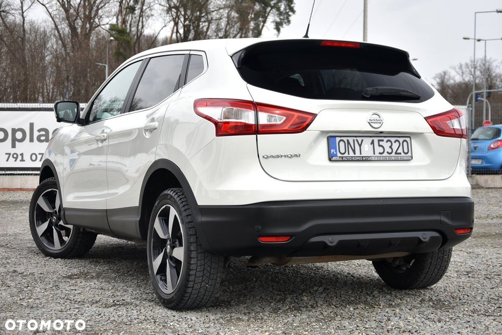 Nissan Qashqai 1.2 DIG-T 360 - 16