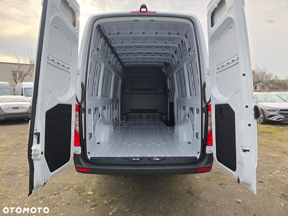 Mercedes-Benz Sprinter 317 CDI Long PRO 9G-Tronic - 7