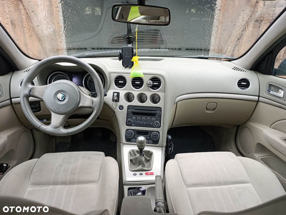 Alfa Romeo 159 1.9JTDM Impression - 10