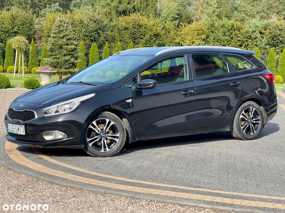 Kia Ceed - 13