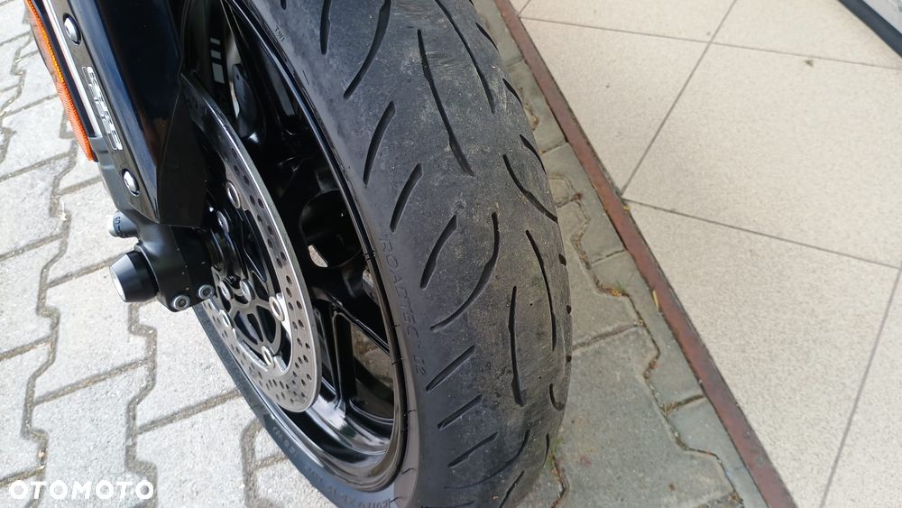 Kawasaki Ninja 1000 SX - 22