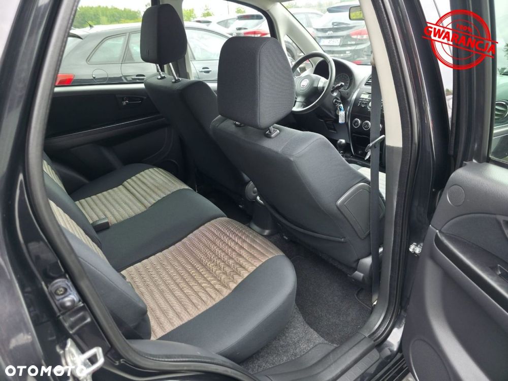 Fiat Sedici - 22