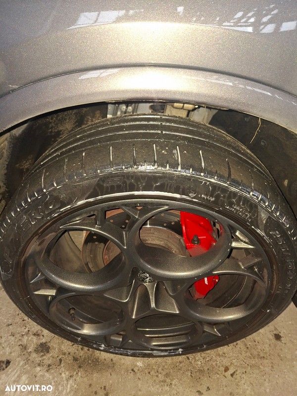 Alfa Romeo Stelvio 2.9 V6 Turbo AWD AT8 Quadrifoglio - 13