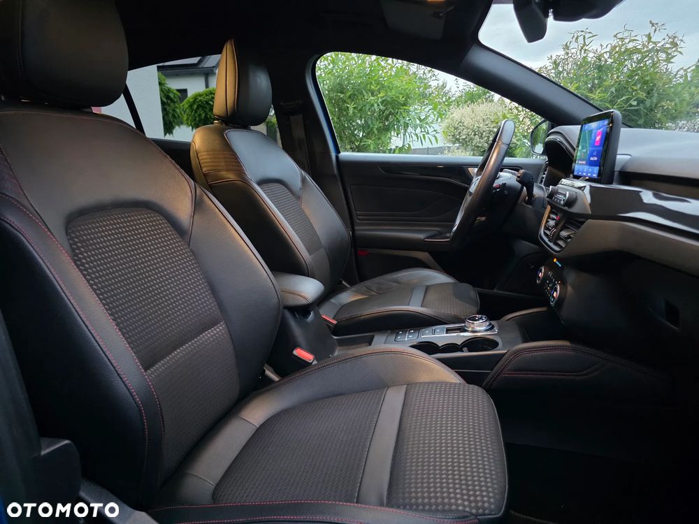 Ford Focus 1.0 EcoBoost mHEV ST-Line Style - 34