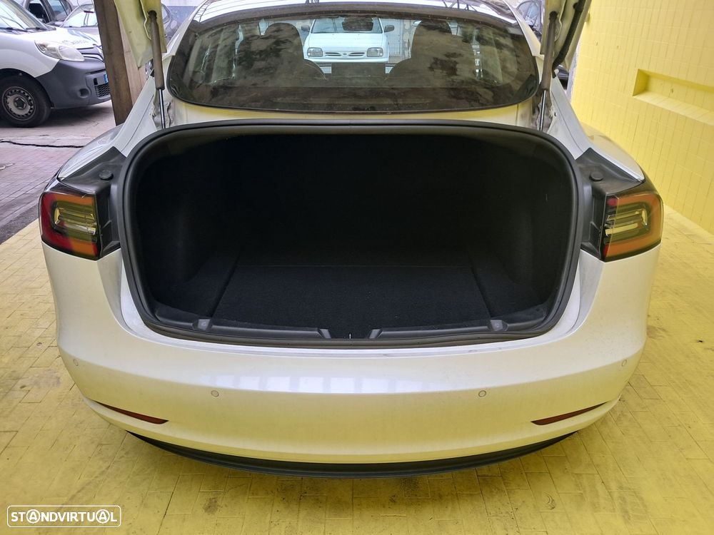 Tesla Model 3 Standard RWD Plus - 16