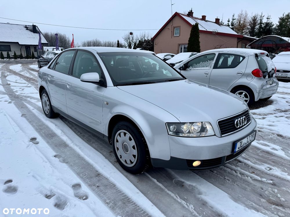 Audi A4 Limousine - 2