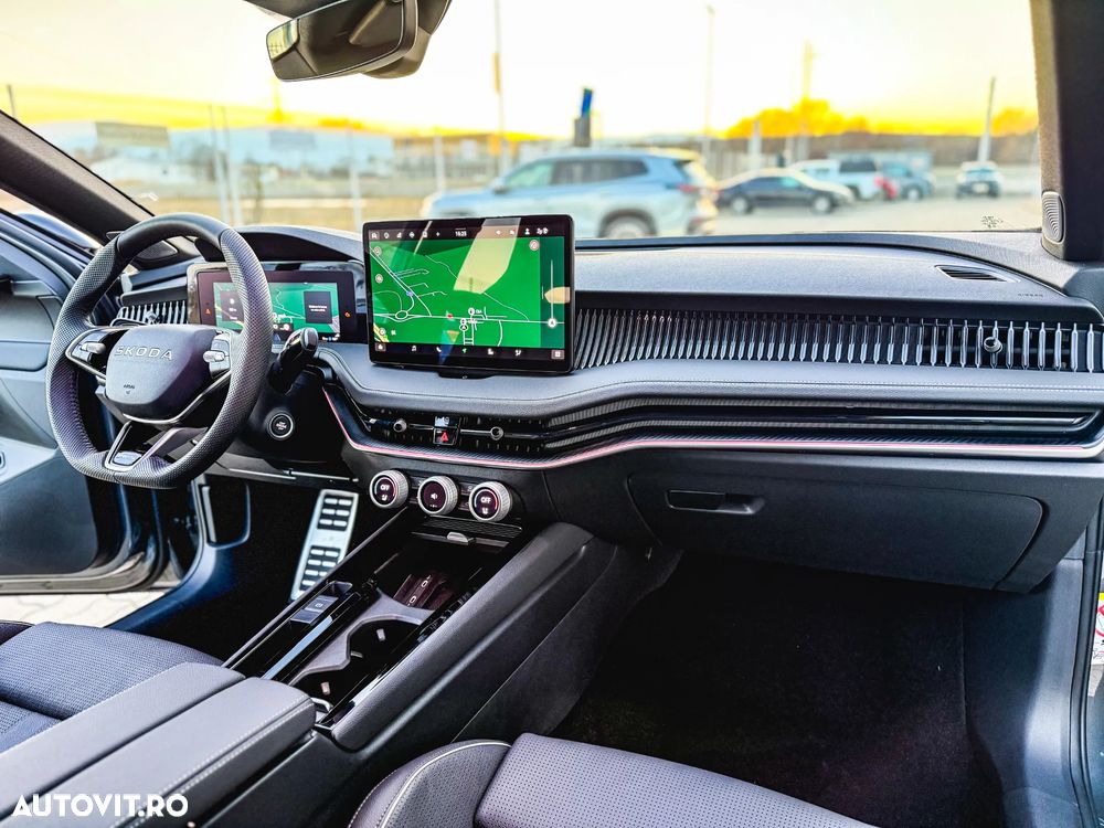 Skoda Superb 2.0 TSI 265 CP 4x4 DSG Sportline - 19