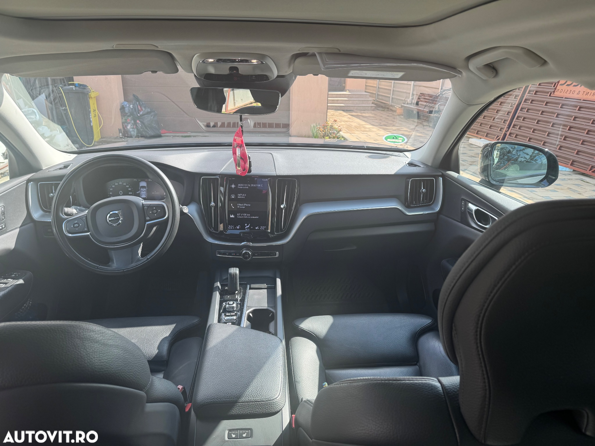 Volvo XC 60 T8 Twin Engine AWD Geartronic RDesign - 4