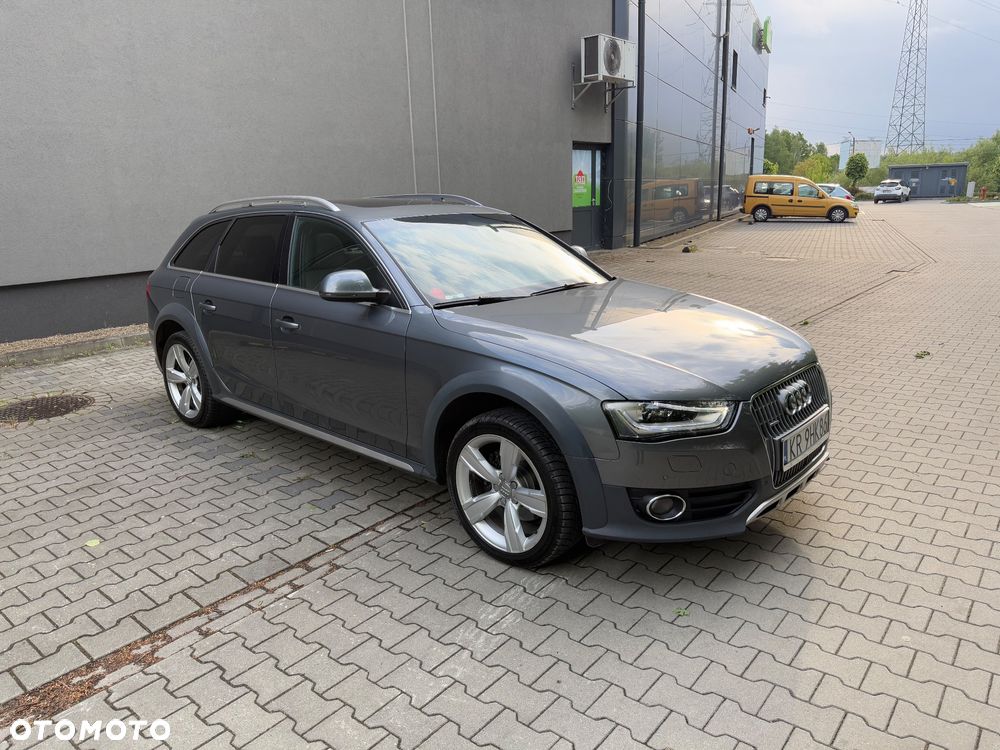 Audi A4 Allroad - 11