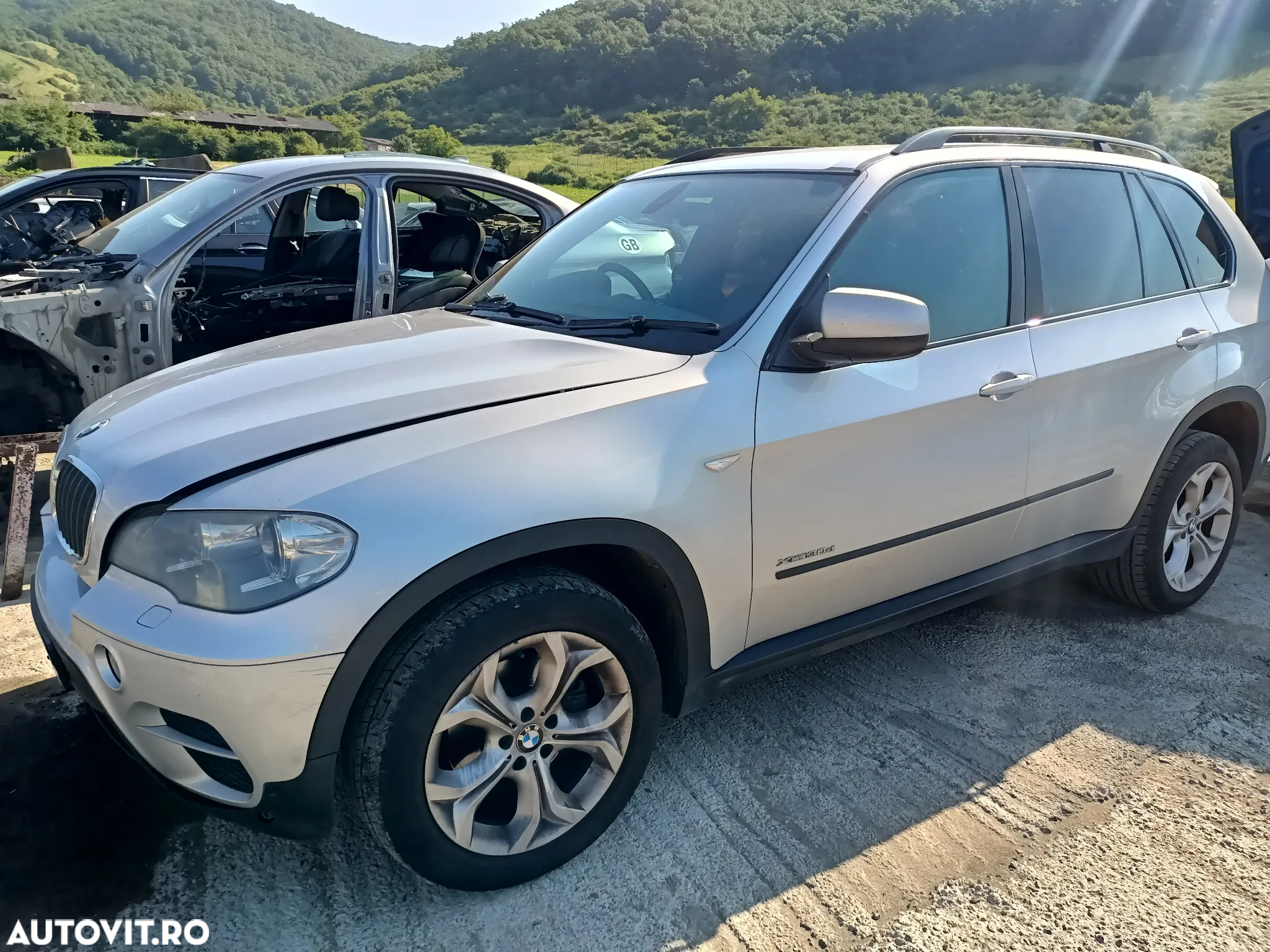 Dezmembrez BMW X5 e70 N57D30A - 9