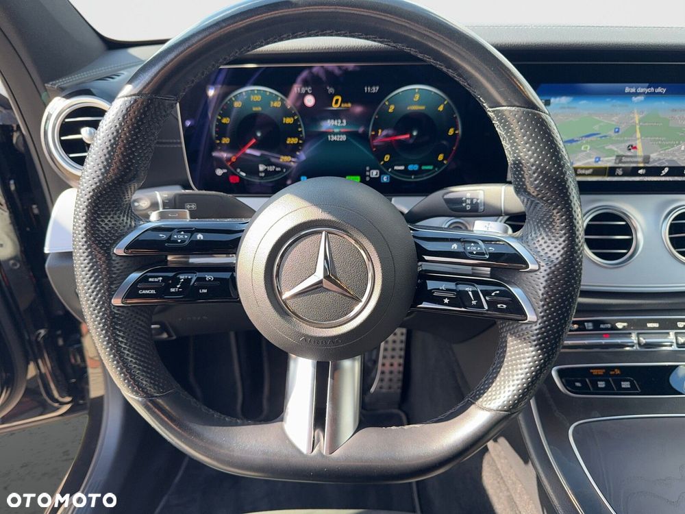 Mercedes-Benz Klasa E - 11