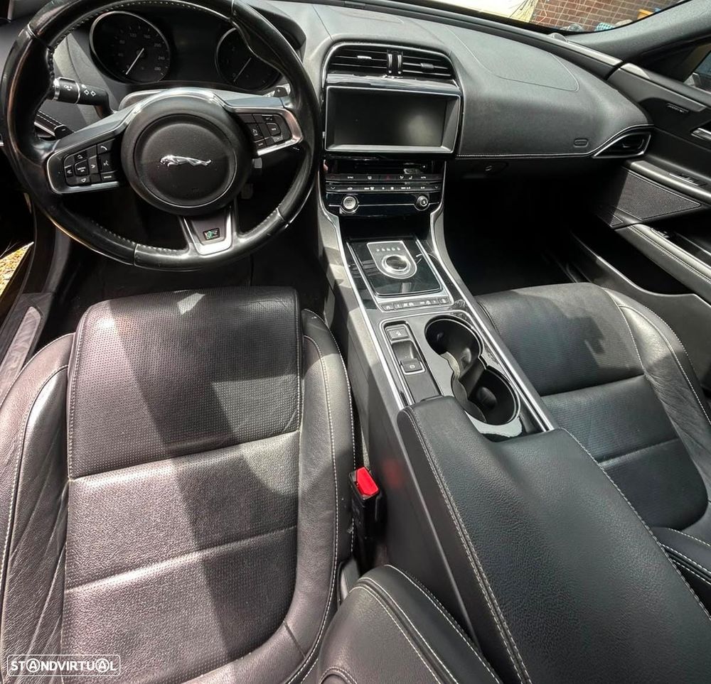 Jaguar XE 20d Aut. R-Sport - 2
