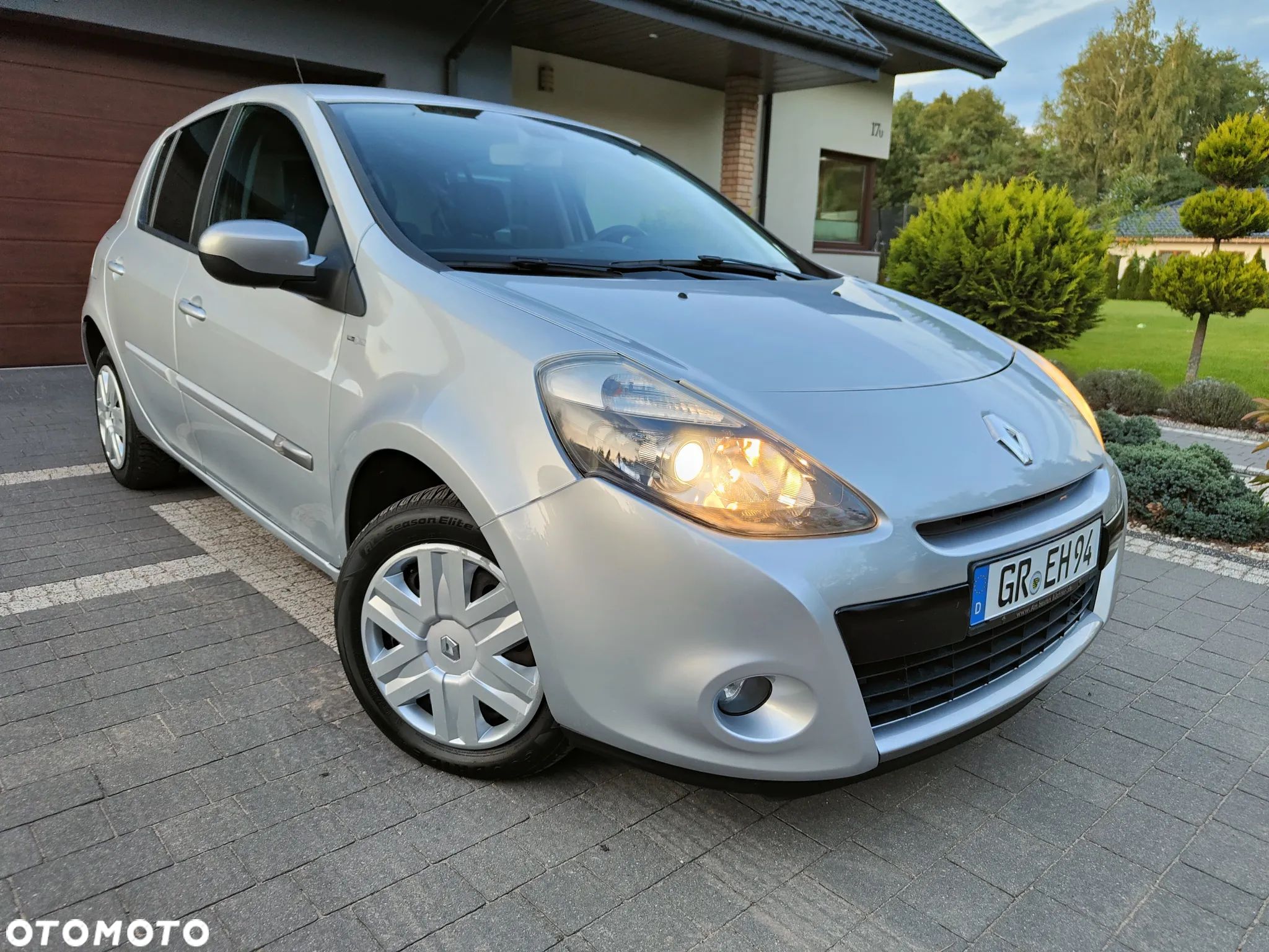Renault Clio 1.6 16V Night&Day - 1