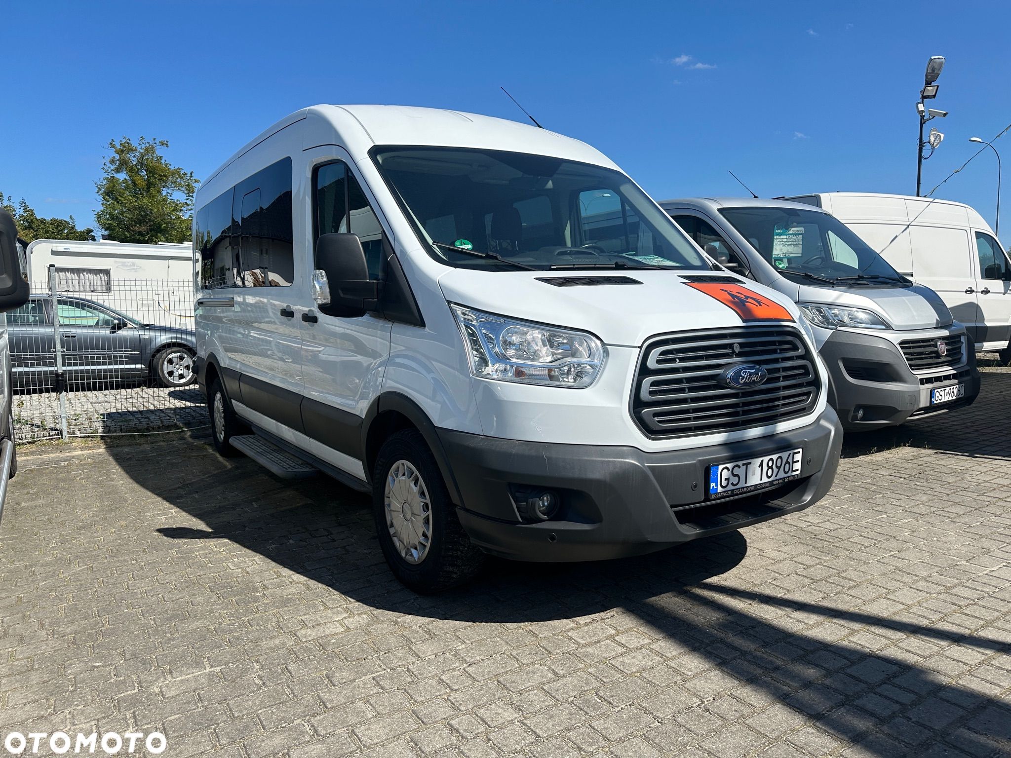Ford Transit 9 osobowy dla niepełnosprawnych WINDA AMF - 1