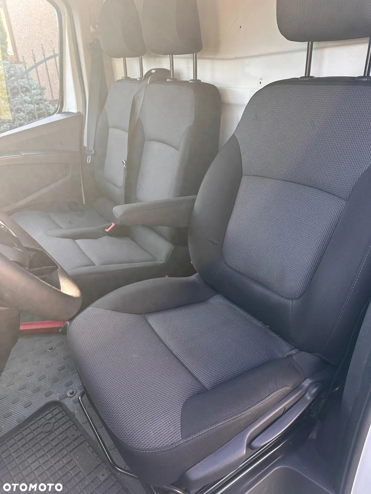Renault Trafic - 10