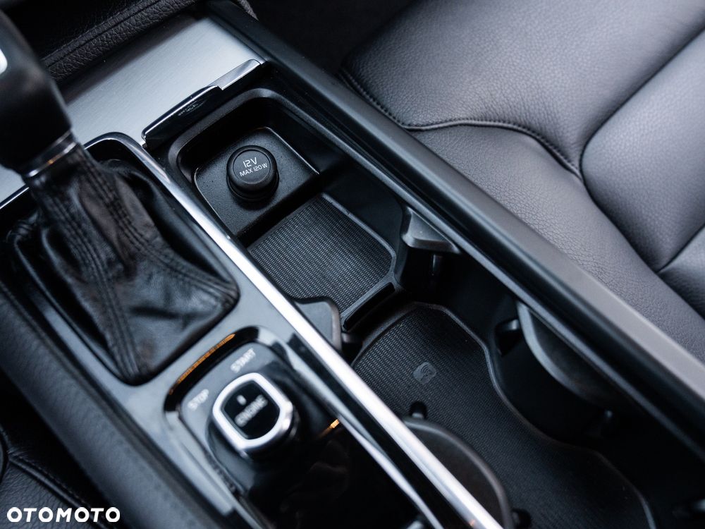 Volvo XC 90 D4 Geartronic Momentum - 26