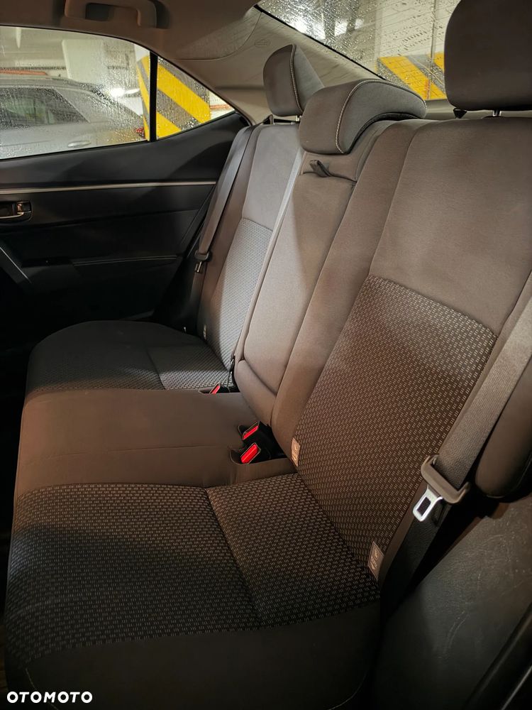 Toyota Corolla - 26