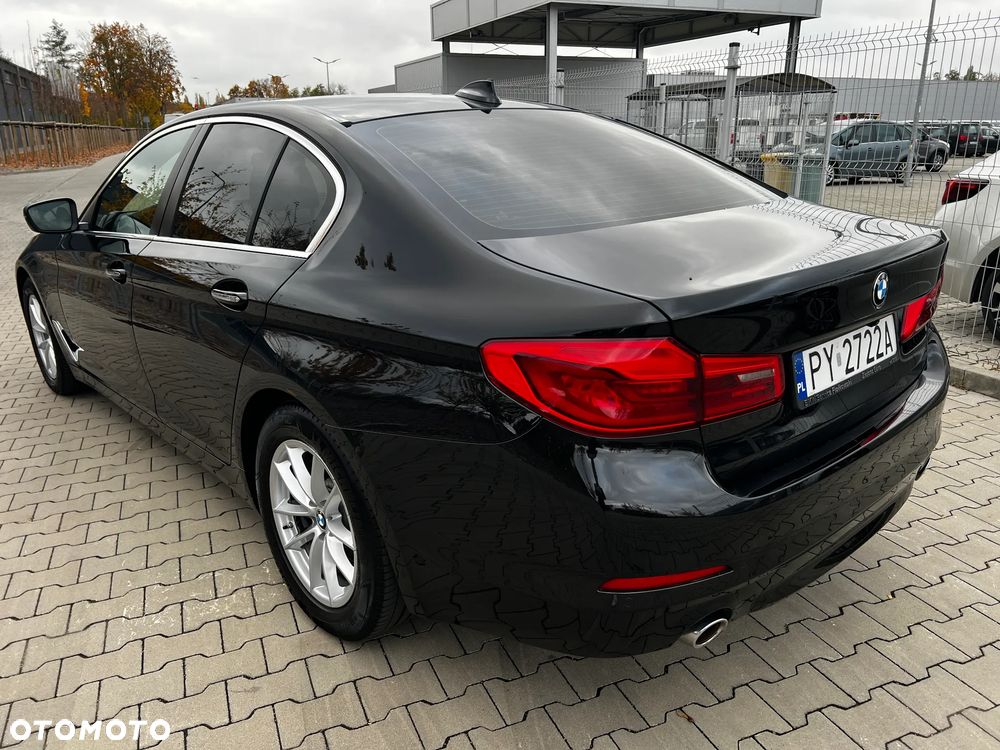 BMW 5 Series 2017 photo 4