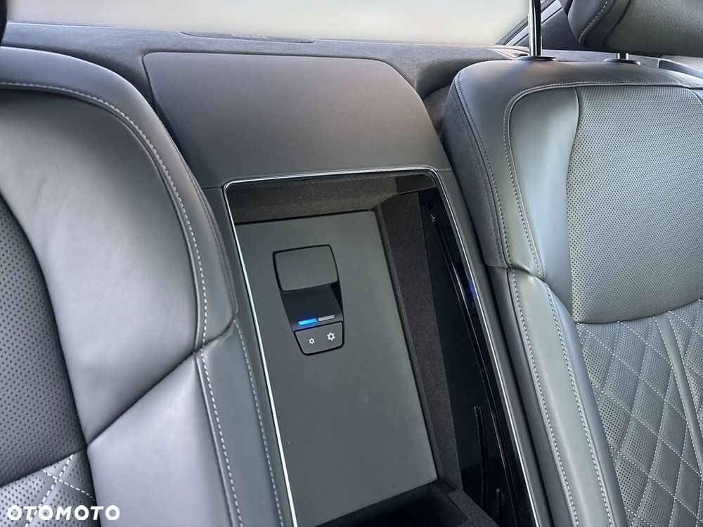 Audi A8 L 60 TFSI mHEV Quattro Tiptr - 17